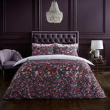 Sara Miller - Ditsy Floral White/Deep Mulberry Bedlinen (15% off RRP)