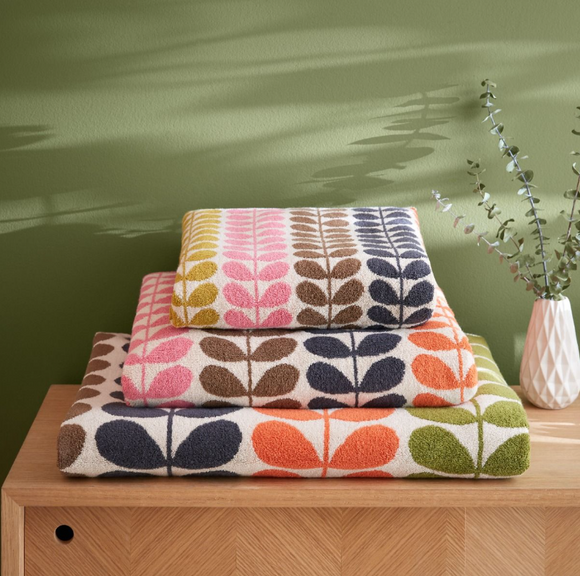 Orla Kiely - Multi Stem Auburn Towels £13 (15% off RRP)